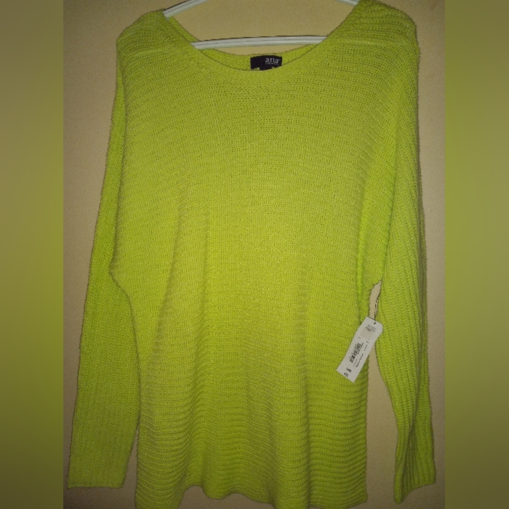 NWT Ana sweater